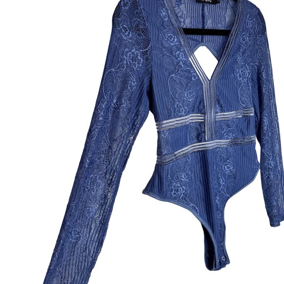 Naanaa Blue Lace Long Sleeve Backless Bodysuit Size Small Sheer Coquette - Picture 5 of 9